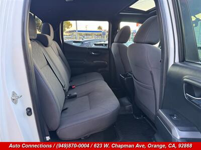 2017 Toyota Tacoma TRD Off-Road   - Photo 8 - Orange, CA 92868