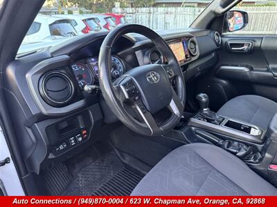 2017 Toyota Tacoma TRD Off-Road   - Photo 11 - Orange, CA 92868