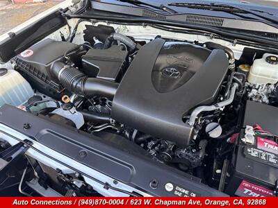 2017 Toyota Tacoma TRD Off-Road   - Photo 27 - Orange, CA 92868