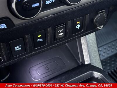 2017 Toyota Tacoma TRD Off-Road   - Photo 15 - Orange, CA 92868