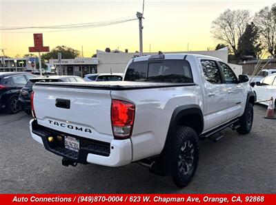 2017 Toyota Tacoma TRD Off-Road   - Photo 3 - Orange, CA 92868