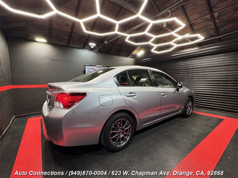 2012 Subaru Impreza 2.0I Premium photo 3