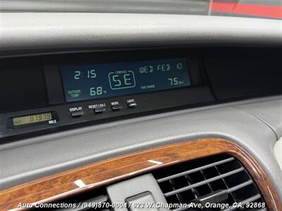 2002 Toyota Avalon XLS   - Photo 16 - Orange, CA 92868