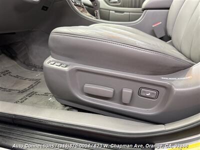 2002 Toyota Avalon XLS   - Photo 23 - Orange, CA 92868