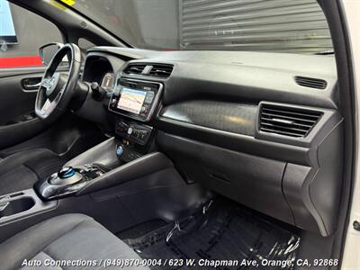 2018 Nissan LEAF SV   - Photo 10 - Orange, CA 92868