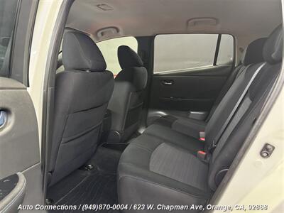 2018 Nissan LEAF SV   - Photo 9 - Orange, CA 92868