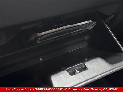2013 Dodge Challenger SXT - Photo 18 - Orange, CA 92868