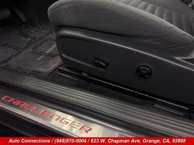 2013 Dodge Challenger SXT - Photo 21 - Orange, CA 92868