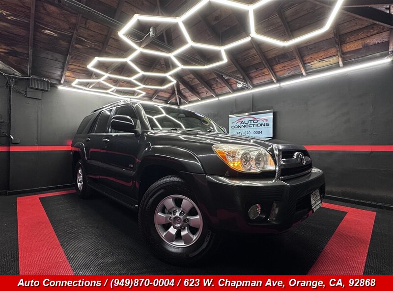 2006 Toyota 4Runner SR5   - Photo 1 - Orange, CA 92868