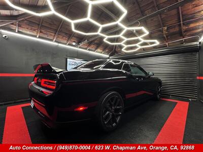 2019 Dodge Challenger SXT - Photo 3 - Orange, CA 92868