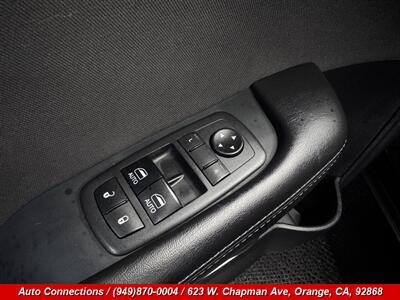 2019 Dodge Challenger SXT - Photo 19 - Orange, CA 92868