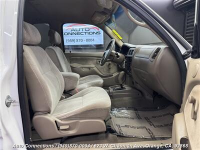 2001 Toyota Tacoma   - Photo 7 - Orange, CA 92868