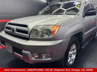 2004 Toyota 4Runner SR5   - Photo 26 - Orange, CA 92868