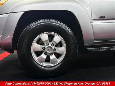 2004 Toyota 4Runner SR5   - Photo 28 - Orange, CA 92868
