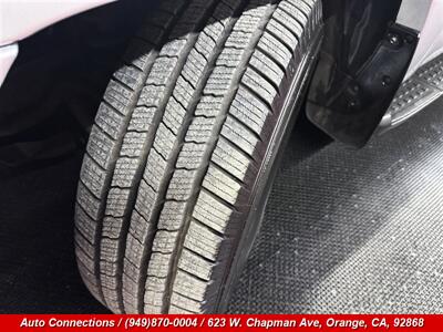 2004 Toyota 4Runner SR5   - Photo 30 - Orange, CA 92868