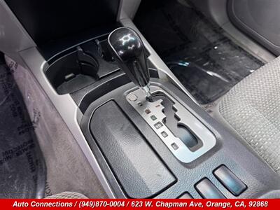 2004 Toyota 4Runner SR5   - Photo 14 - Orange, CA 92868