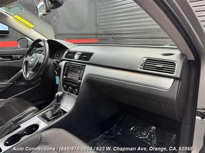 2013 Volkswagen Passat SE PZEV   - Photo 10 - Orange, CA 92868
