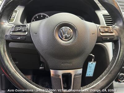 2013 Volkswagen Passat SE PZEV   - Photo 13 - Orange, CA 92868