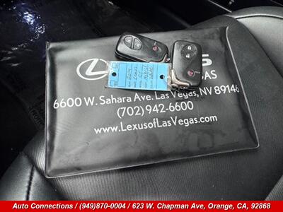 2014 Lexus CT 200h   - Photo 22 - Orange, CA 92868