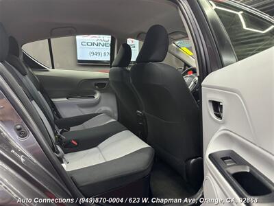 2014 Toyota Prius c Three   - Photo 8 - Orange, CA 92868
