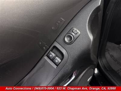 2011 Chevrolet Camaro LT - Photo 20 - Orange, CA 92868
