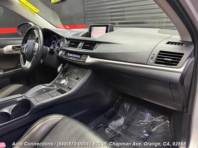 2013 Lexus CT 200h   - Photo 10 - Orange, CA 92868