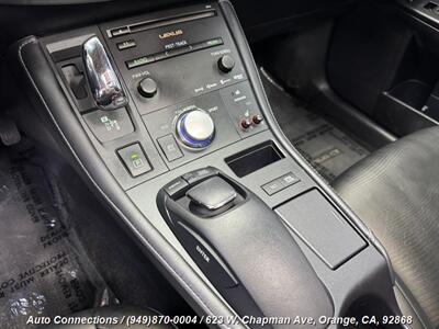 2013 Lexus CT 200h   - Photo 14 - Orange, CA 92868