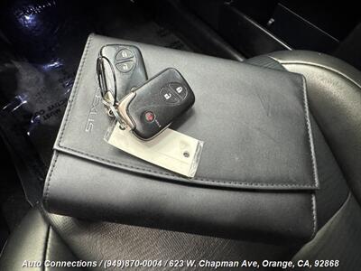 2013 Lexus CT 200h   - Photo 28 - Orange, CA 92868