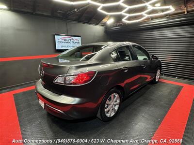 2010 Mazda Mazda3 i Sport   - Photo 3 - Orange, CA 92868