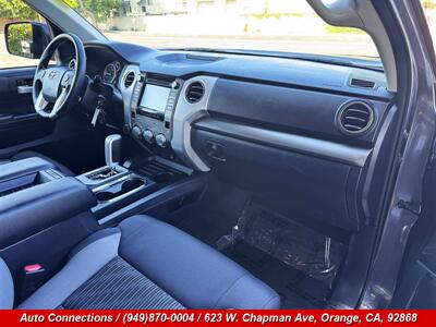2017 Toyota Tundra SR5   - Photo 10 - Orange, CA 92868