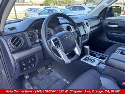 2017 Toyota Tundra SR5   - Photo 11 - Orange, CA 92868
