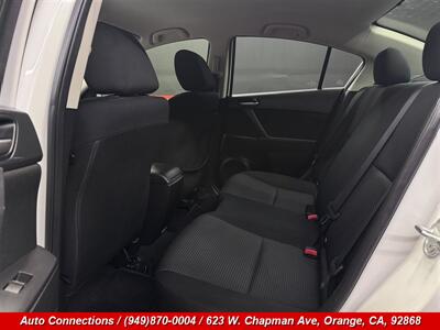 2012 Mazda Mazda3 i Sport - Photo 9 - Orange, CA 92868