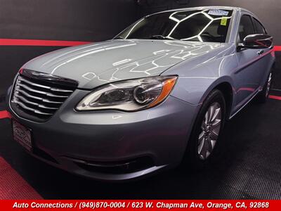2013 Chrysler 200 Limited   - Photo 24 - Orange, CA 92868