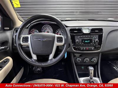 2013 Chrysler 200 Limited   - Photo 12 - Orange, CA 92868