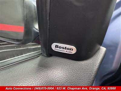 2013 Chrysler 200 Limited   - Photo 20 - Orange, CA 92868