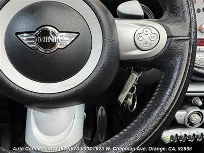 2009 MINI Cooper S S   - Photo 15 - Orange, CA 92868