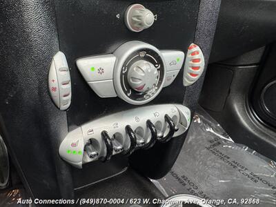 2009 MINI Cooper S S   - Photo 18 - Orange, CA 92868