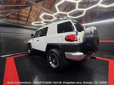 2010 Toyota FJ Cruiser   - Photo 4 - Orange, CA 92868