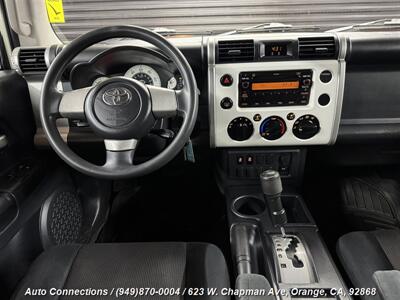 2010 Toyota FJ Cruiser   - Photo 12 - Orange, CA 92868