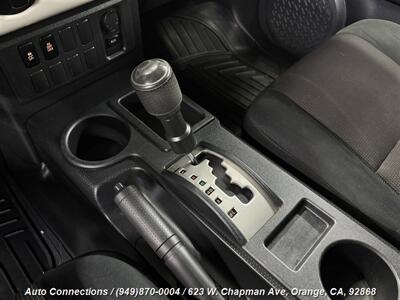2010 Toyota FJ Cruiser   - Photo 14 - Orange, CA 92868