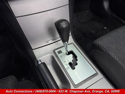 2006 Toyota Camry SE V6 - Photo 14 - Orange, CA 92868