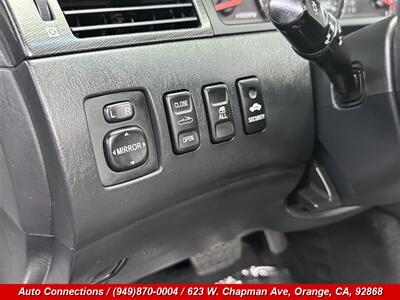 2006 Toyota Camry SE V6 - Photo 17 - Orange, CA 92868