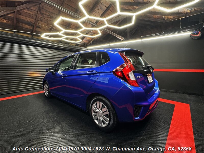 2015 Honda Fit LX photo 4