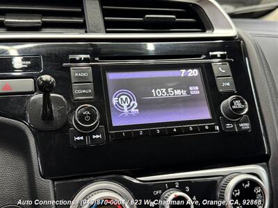 2015 Honda Fit LX   - Photo 17 - Orange, CA 92868