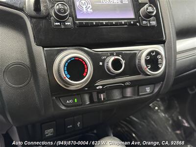2015 Honda Fit LX   - Photo 16 - Orange, CA 92868