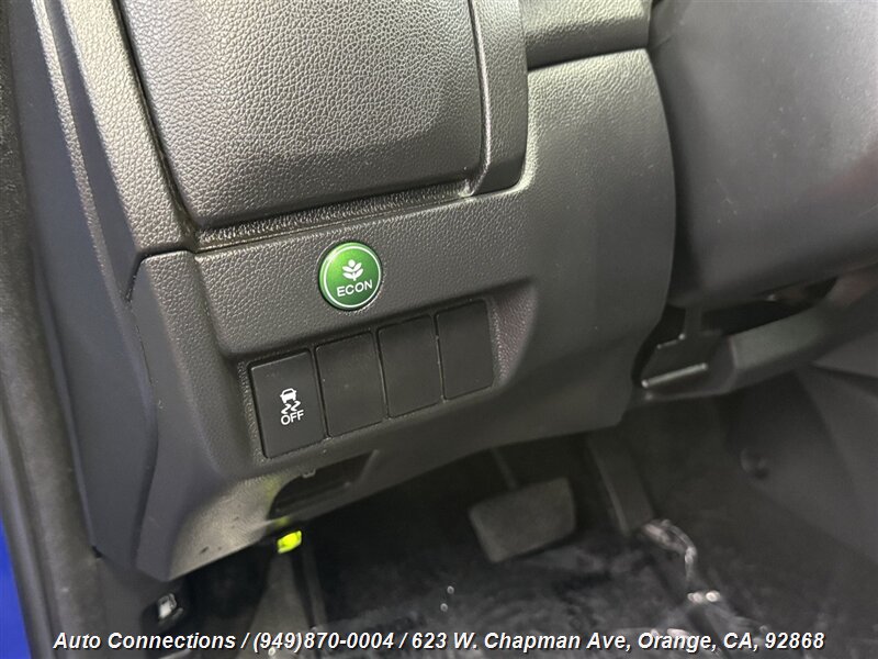 2015 Honda Fit LX photo 16