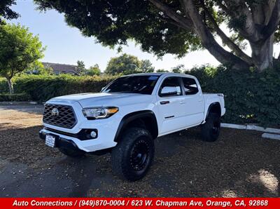 2017 Toyota Tacoma TRD Off-Road   - Photo 2 - Orange, CA 92868