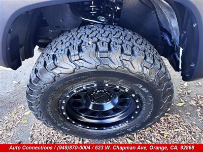 2017 Toyota Tacoma TRD Off-Road   - Photo 40 - Orange, CA 92868