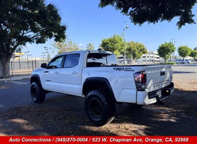 2017 Toyota Tacoma TRD Off-Road   - Photo 4 - Orange, CA 92868
