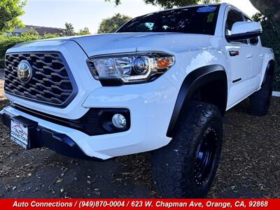 2017 Toyota Tacoma TRD Off-Road   - Photo 36 - Orange, CA 92868